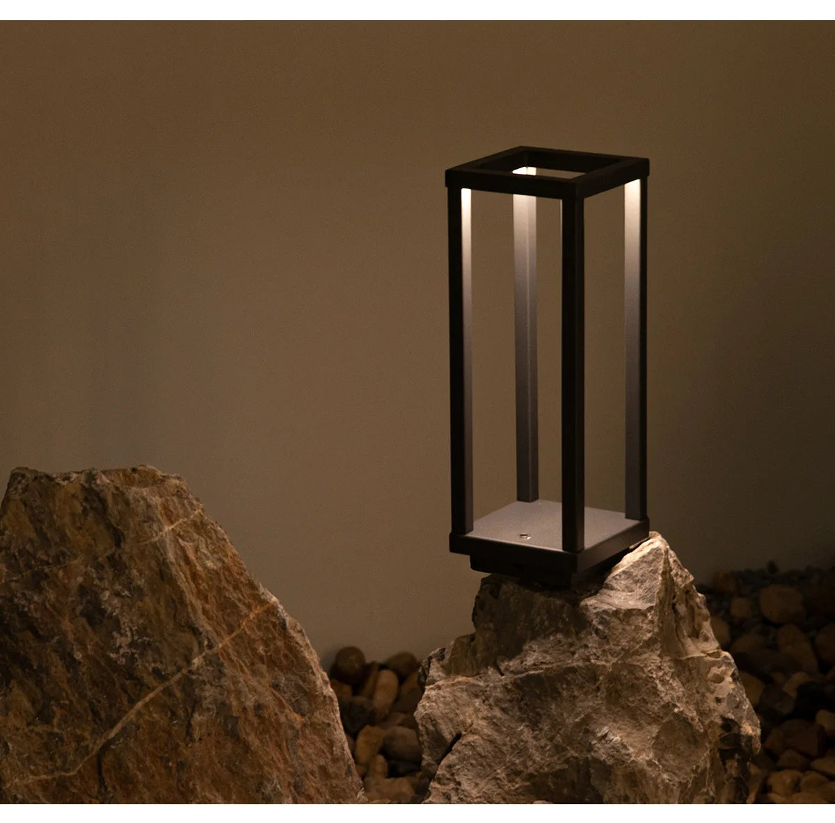Cordless Aluminum Table Lamp – Touch Sensor, 3-Level Dimming, 24-Hour Battery